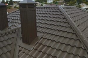 how long do metal roofs last in Houston